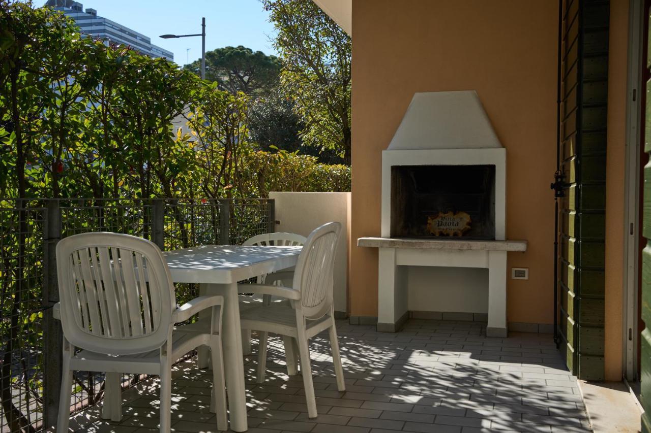 Appartamenti Villa Paola-Pochi Passi Dal Mare-Zona Piazza Aurora-לידו די ג'סולו מראה חיצוני תמונה