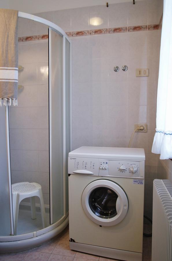 Appartamenti Villa Paola-Pochi Passi Dal Mare-Zona Piazza Aurora-לידו די ג'סולו מראה חיצוני תמונה