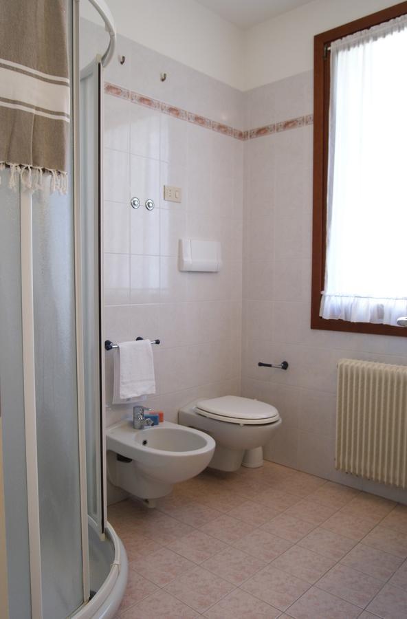 Appartamenti Villa Paola-Pochi Passi Dal Mare-Zona Piazza Aurora-לידו די ג'סולו מראה חיצוני תמונה