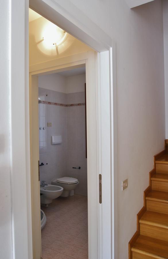 Appartamenti Villa Paola-Pochi Passi Dal Mare-Zona Piazza Aurora-לידו די ג'סולו מראה חיצוני תמונה