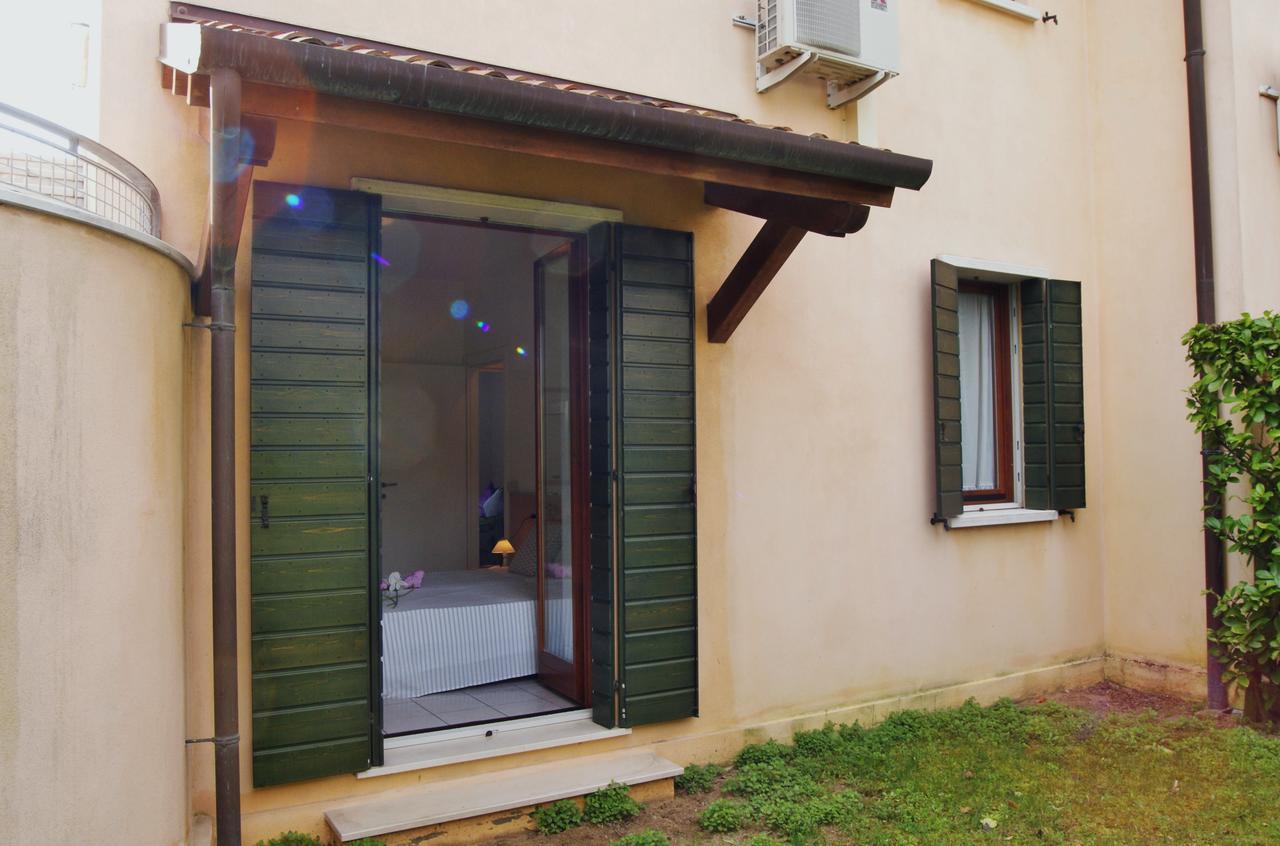 Appartamenti Villa Paola-Pochi Passi Dal Mare-Zona Piazza Aurora-לידו די ג'סולו מראה חיצוני תמונה